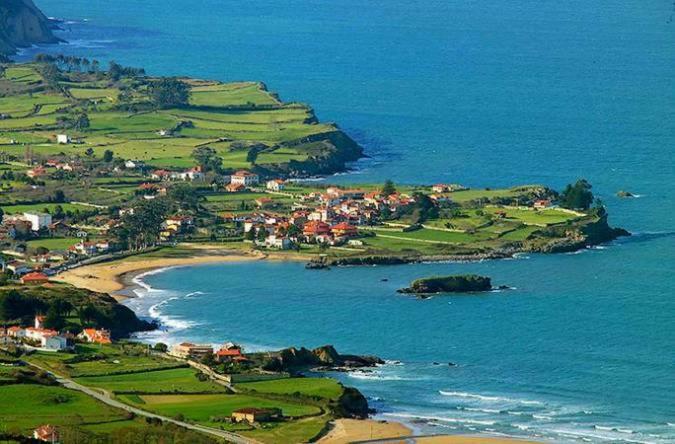 Hotel Monte Y Mar Colunga Ngoại thất bức ảnh